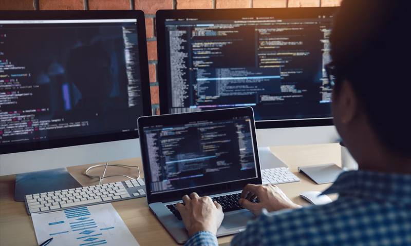 数据科学选型:R与Python如何赋能福清市网站建设?